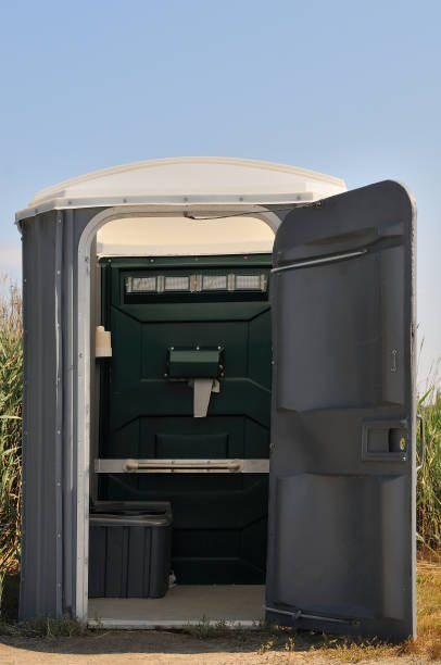 Best Emergency porta potty rental  in Spicer, MN